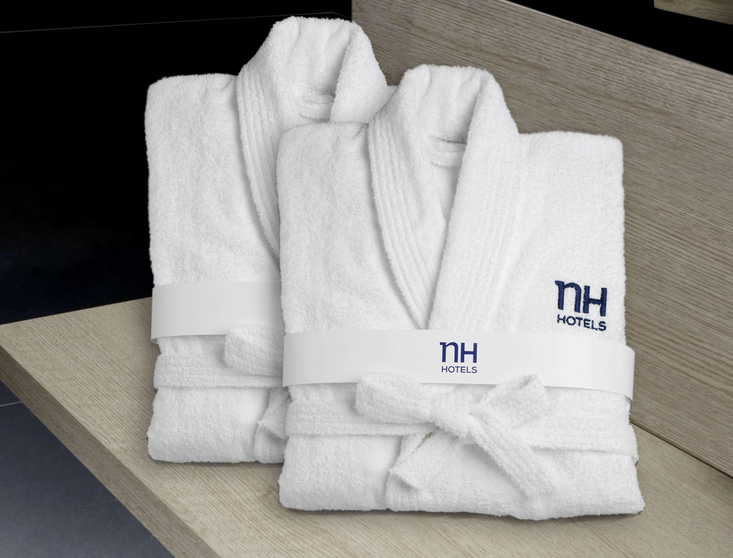 Hotel Nh Познан Екстериор снимка