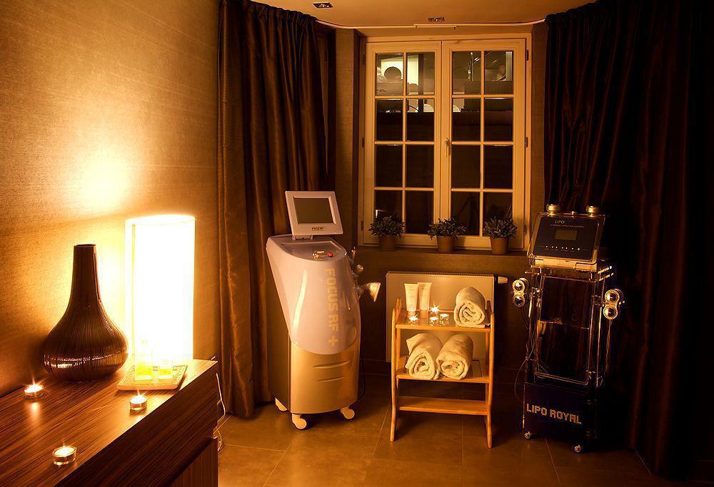 Hotel Nh Познан Екстериор снимка